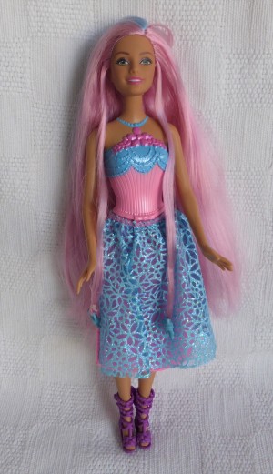 Barbie Prinses met extra lang haar (nieuw € 15,00)